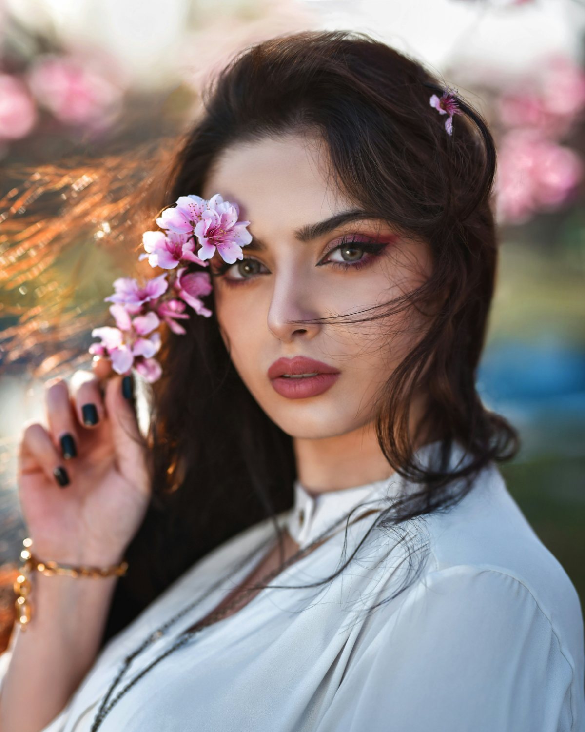 Editorial beauty & styling by Flonex